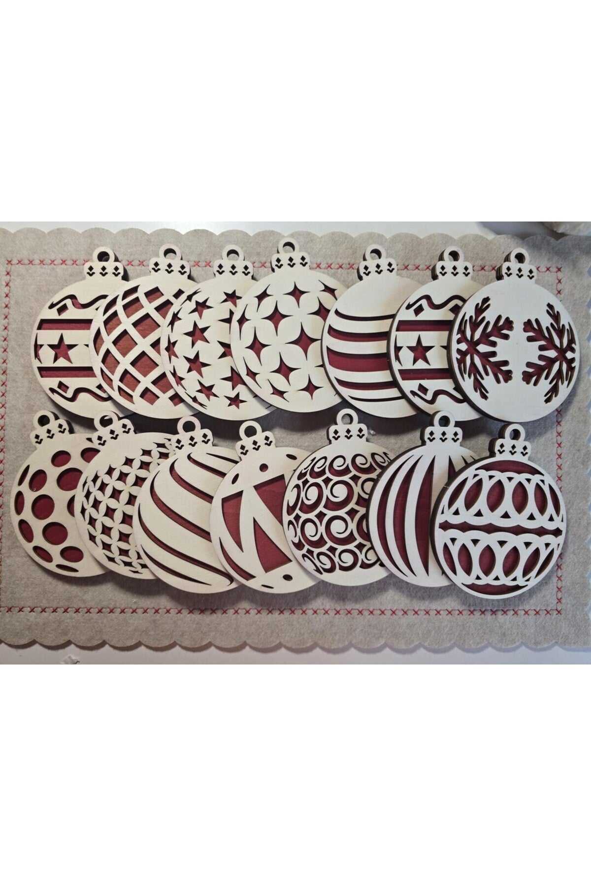 Set Globuri 14 buc - Craciun - Glob Brad - Ornamente - Mos Craciun - Traditie