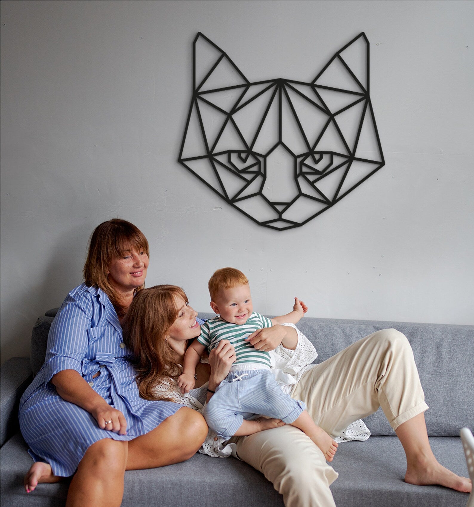 Geometric Cat Wall Decor: Wooden Animal Art