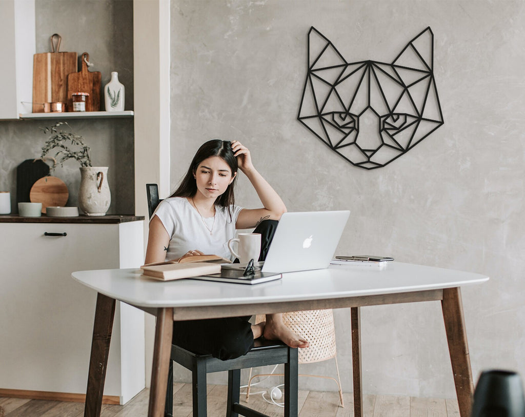 Geometric Cat Wall Decor: Wooden Animal Art