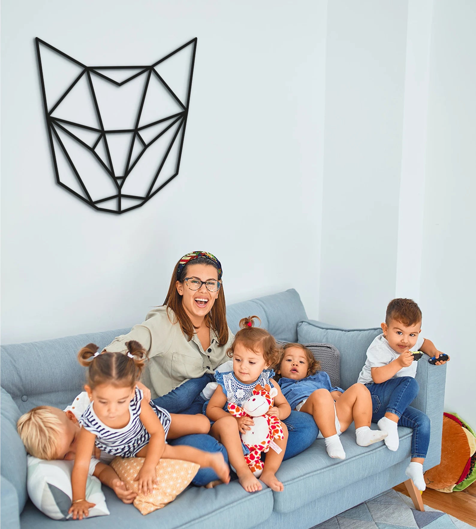 Geometric Cat Head Wall Decor: Wooden Animal Art