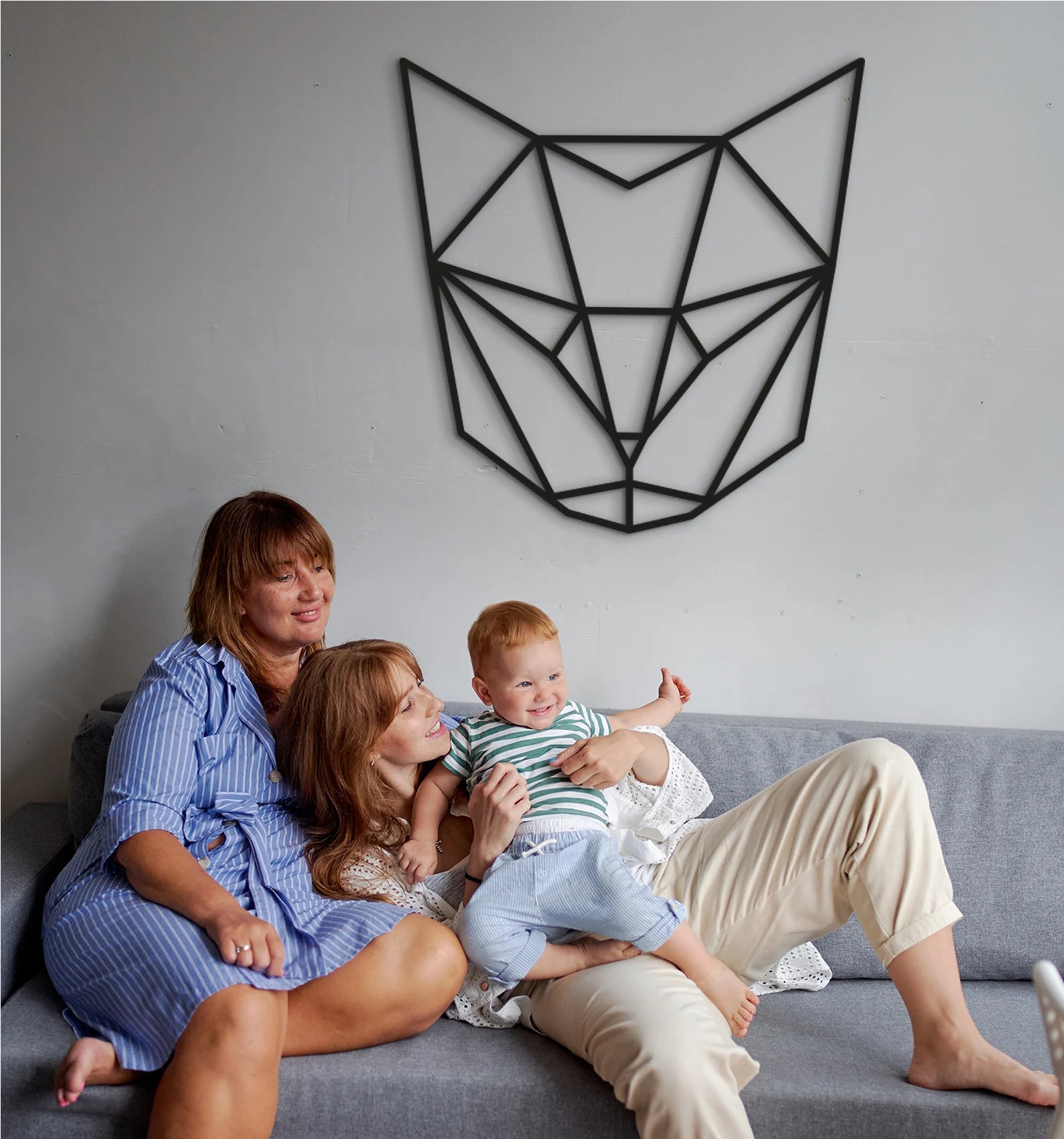 Geometric Cat Head Wall Decor: Wooden Animal Art