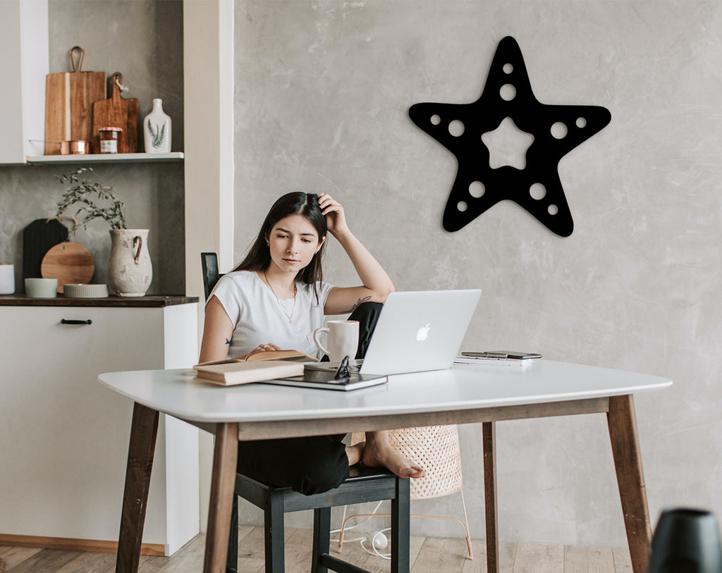 Starfish Wood Wall Decor: 3D Shadow Art
