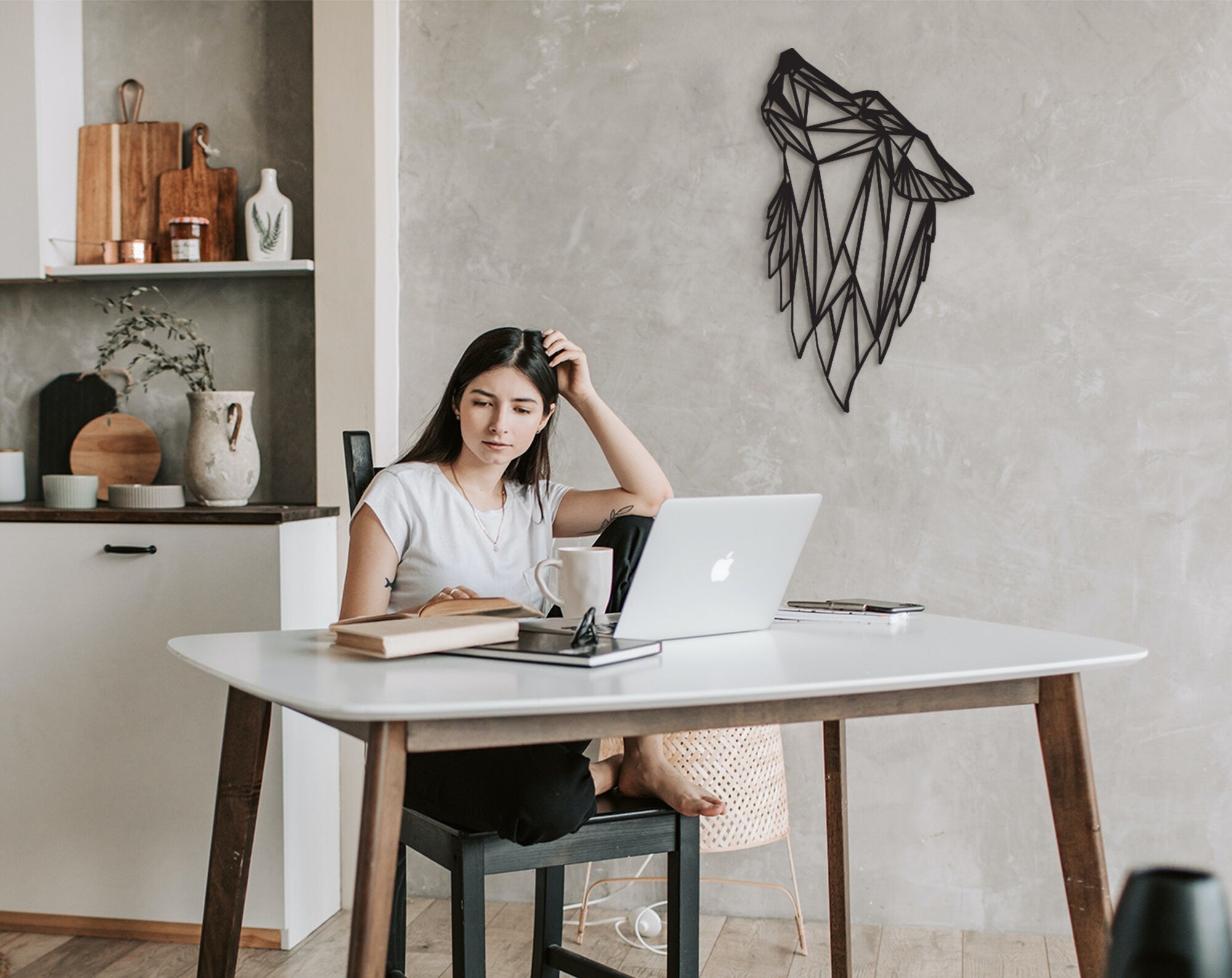 Geometric Wolf Wooden Wall Art: Modern Home Decor