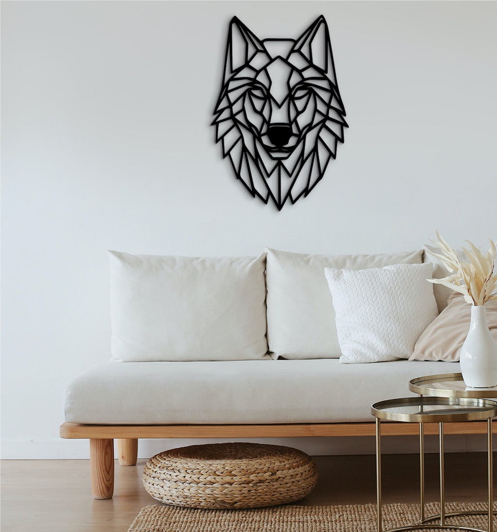 Geometric Wolf Wood Wall Art: Polygonal Home Decor