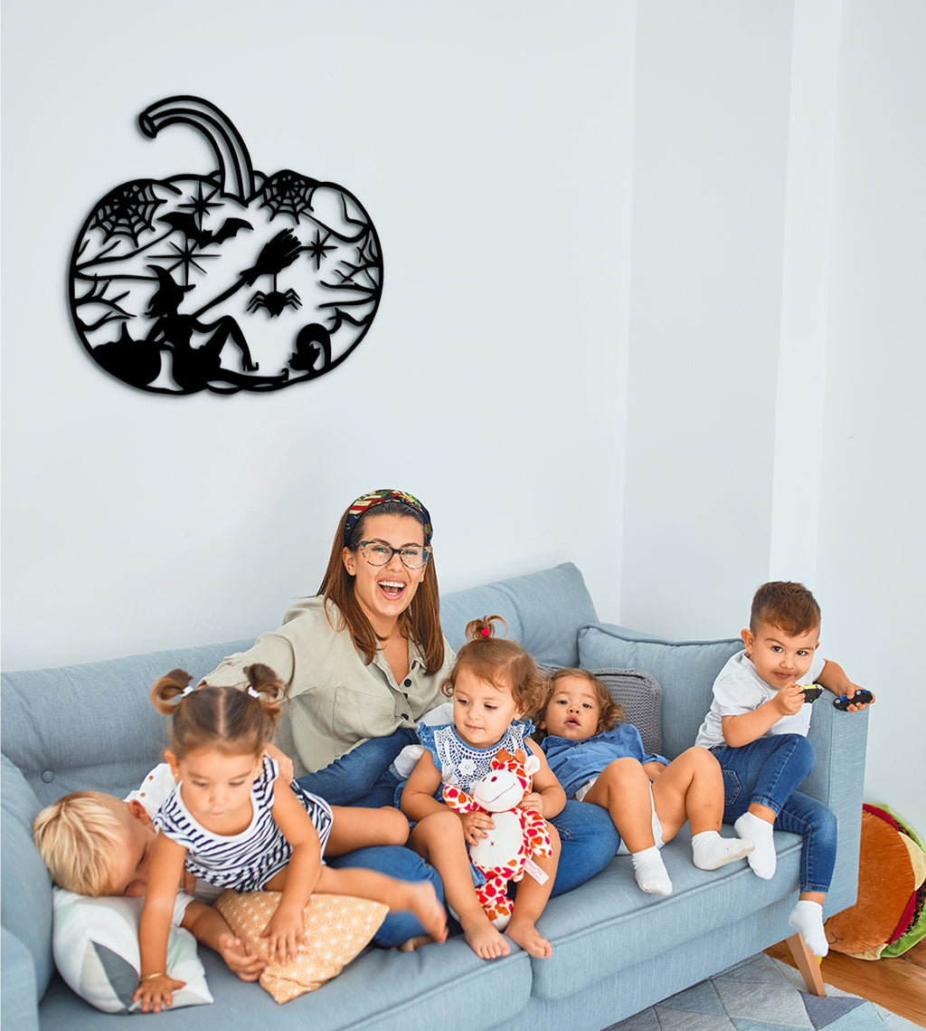 Pumpkin Witch Halloween Wood Wall Decor: Spooky Home Gift