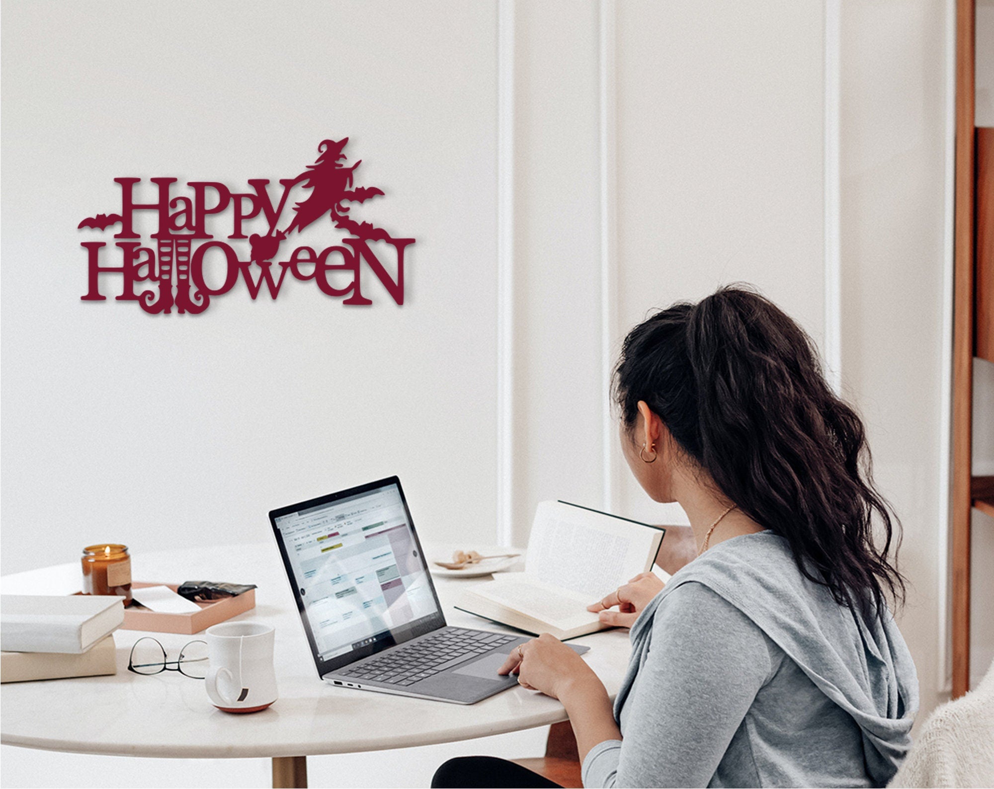 Happy Halloween Wood Sign: Spooky Wall Decor