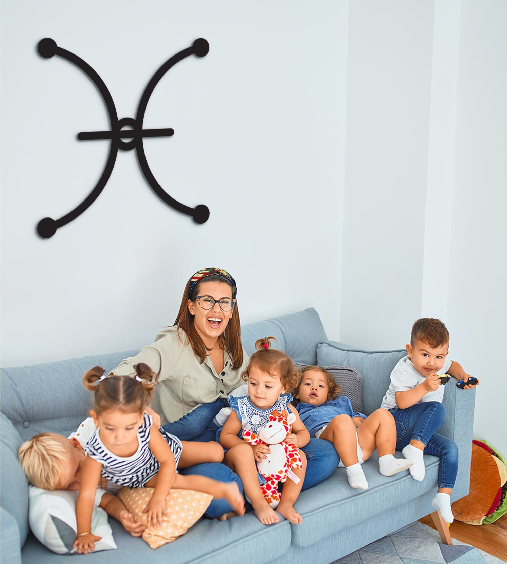 Pisces Constellation Wood Wall Art: Geometric Zodiac Sign