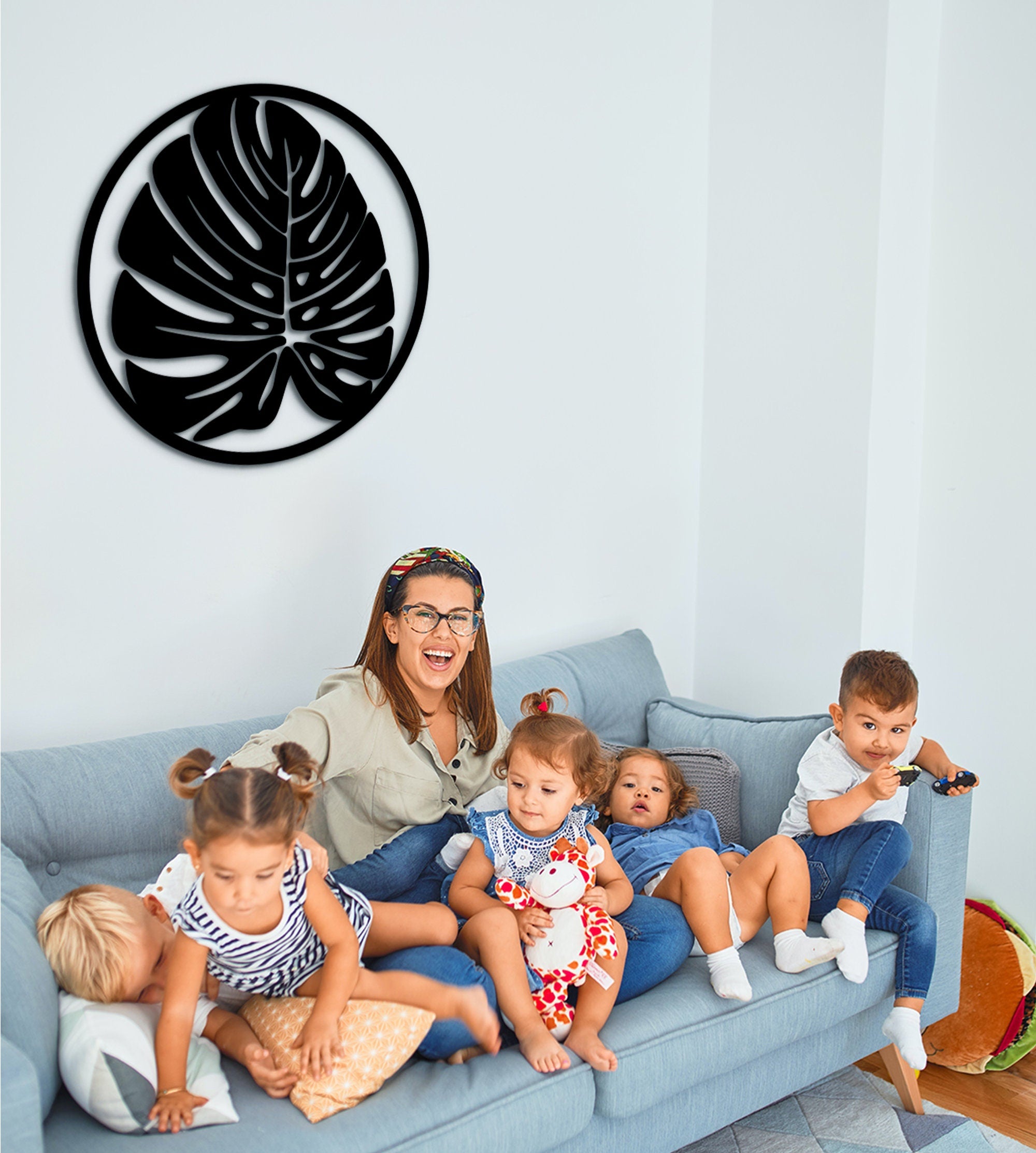Geometric Monstera Leaf Wood Wall Art: Tropical Home Decor
