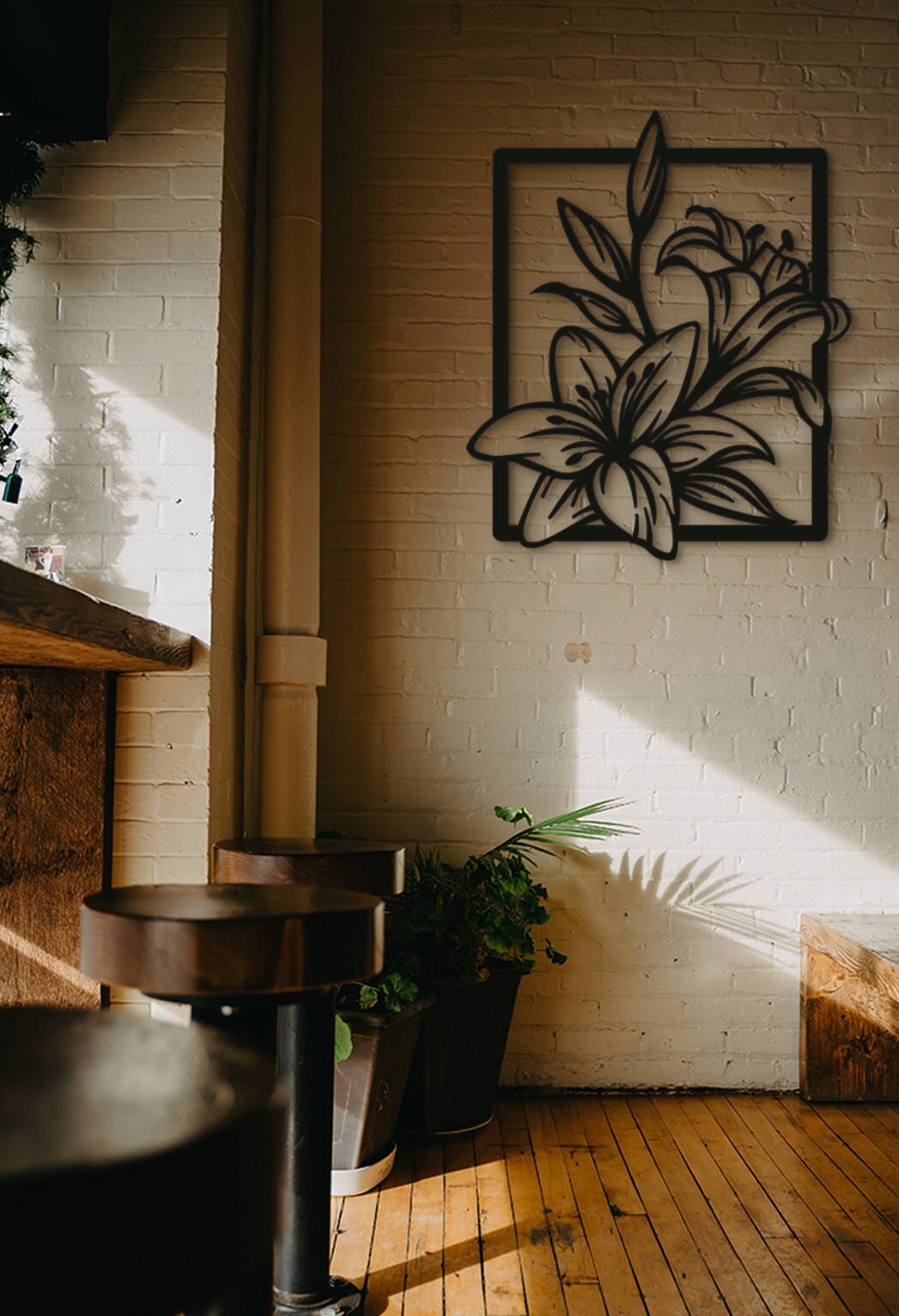 Fleur De Lis Wood Wall Art: Handcrafted Floral Decor