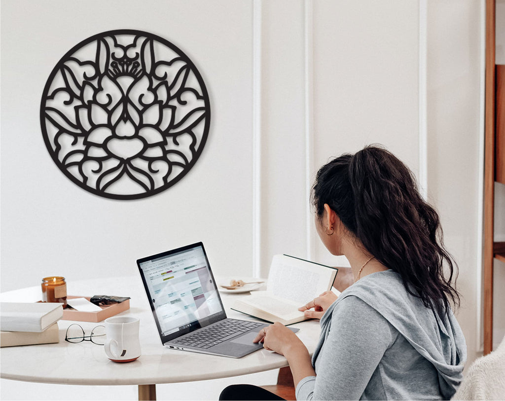 Celtic Wood Wall Art: Geometric Home Decor