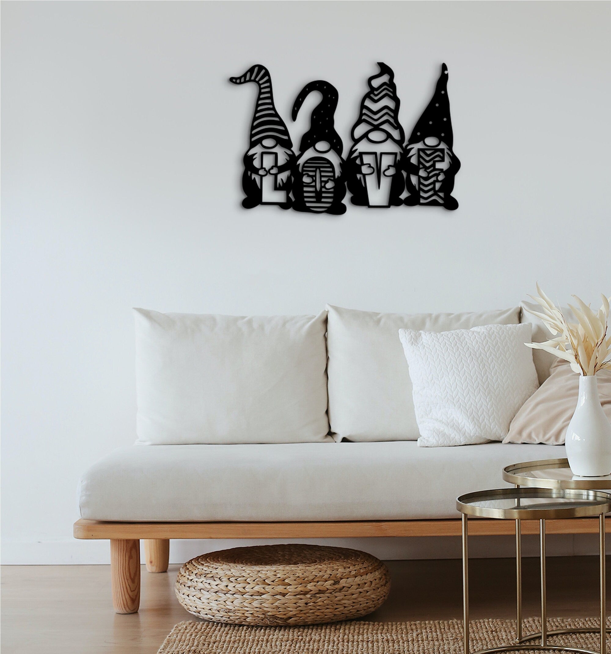 Gnomes Love Wood Wall Art: Geometric Christmas Ornament Decor