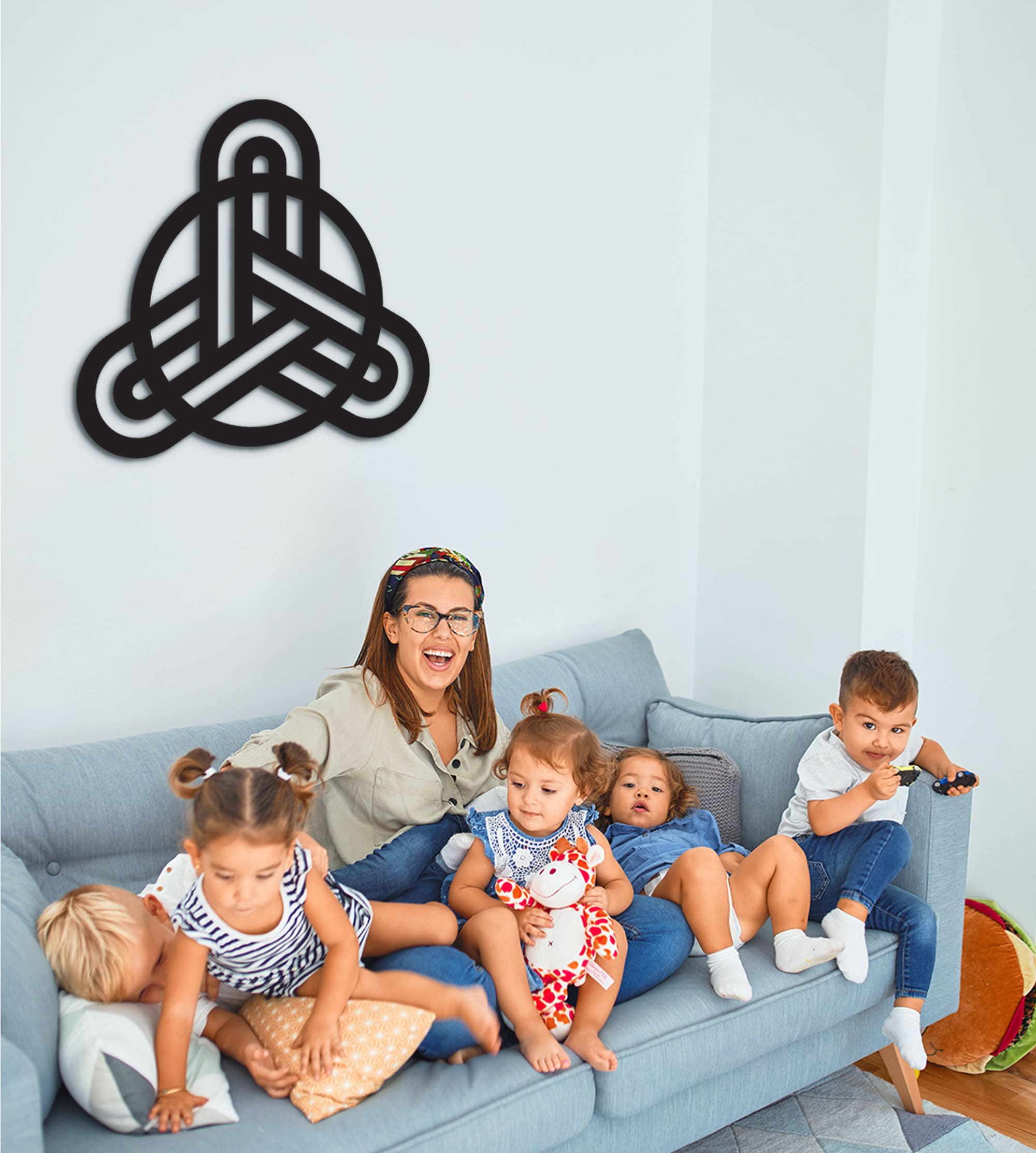 Triquetra Wood Wall Art: Celtic Knot Decor