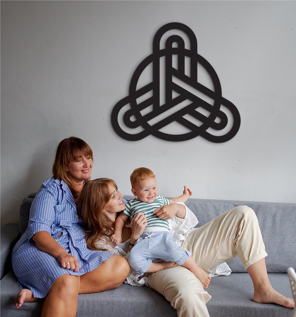 Triquetra Wood Wall Art: Celtic Knot Decor