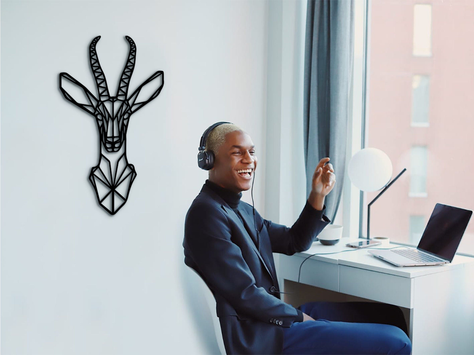Geometric Antelope Head Wall Decor: Wooden Animal Art