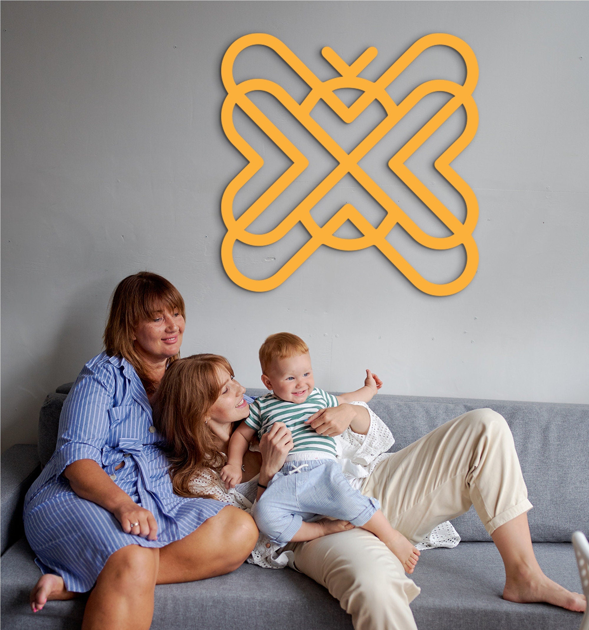 Geometric Bee Wall Decor: Modern MDF Art