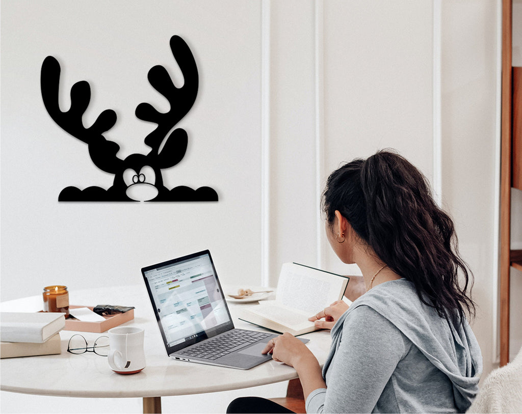 Wooden Rudolf Ornament: Christmas Reindeer Wall Decor
