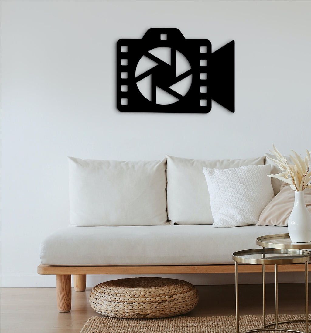Wood Camera Wall Art: Retro Photographer Decor