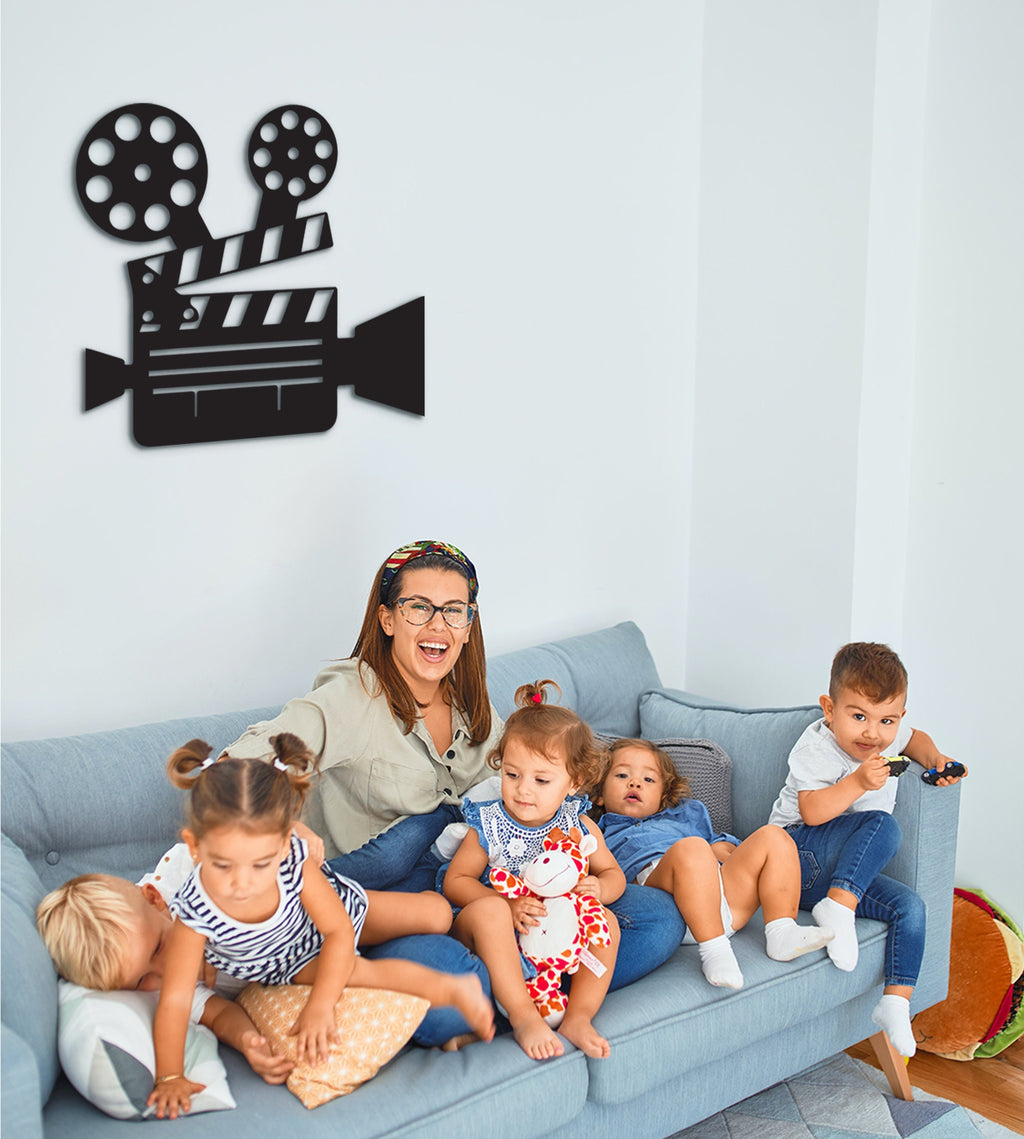 Retro Camera Wood Wall Art: 3D Shadow Effect Decor