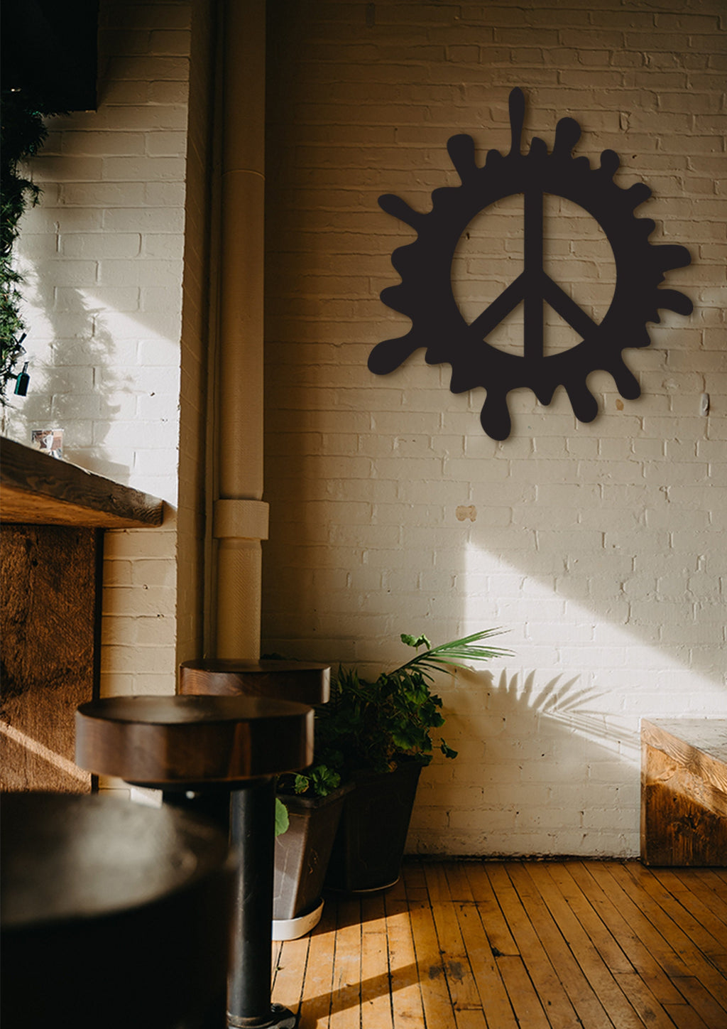 Wooden Peace Sign Wall Decor: Boho Hippie Symbol