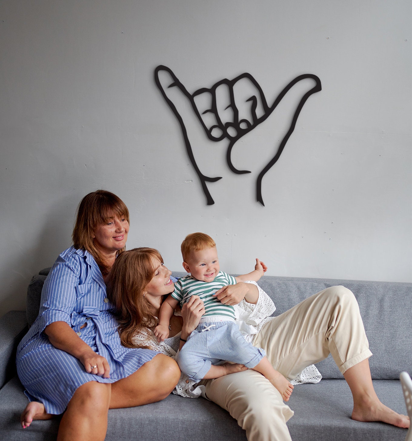 Shaka Sign Wood Wall Decor: Hawaii Gesture Art
