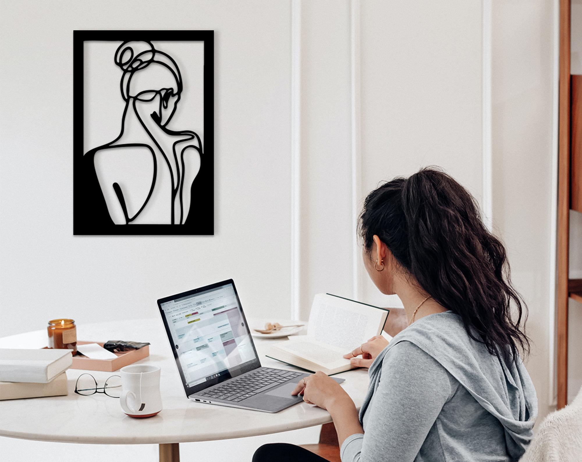 Abstract Woman Line Art: Wood Wall Decor, Minimalist Home Design