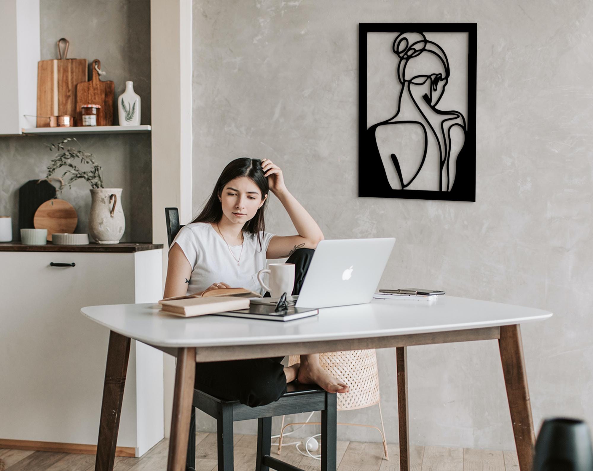 Abstract Woman Line Art: Wood Wall Decor, Minimalist Home Design
