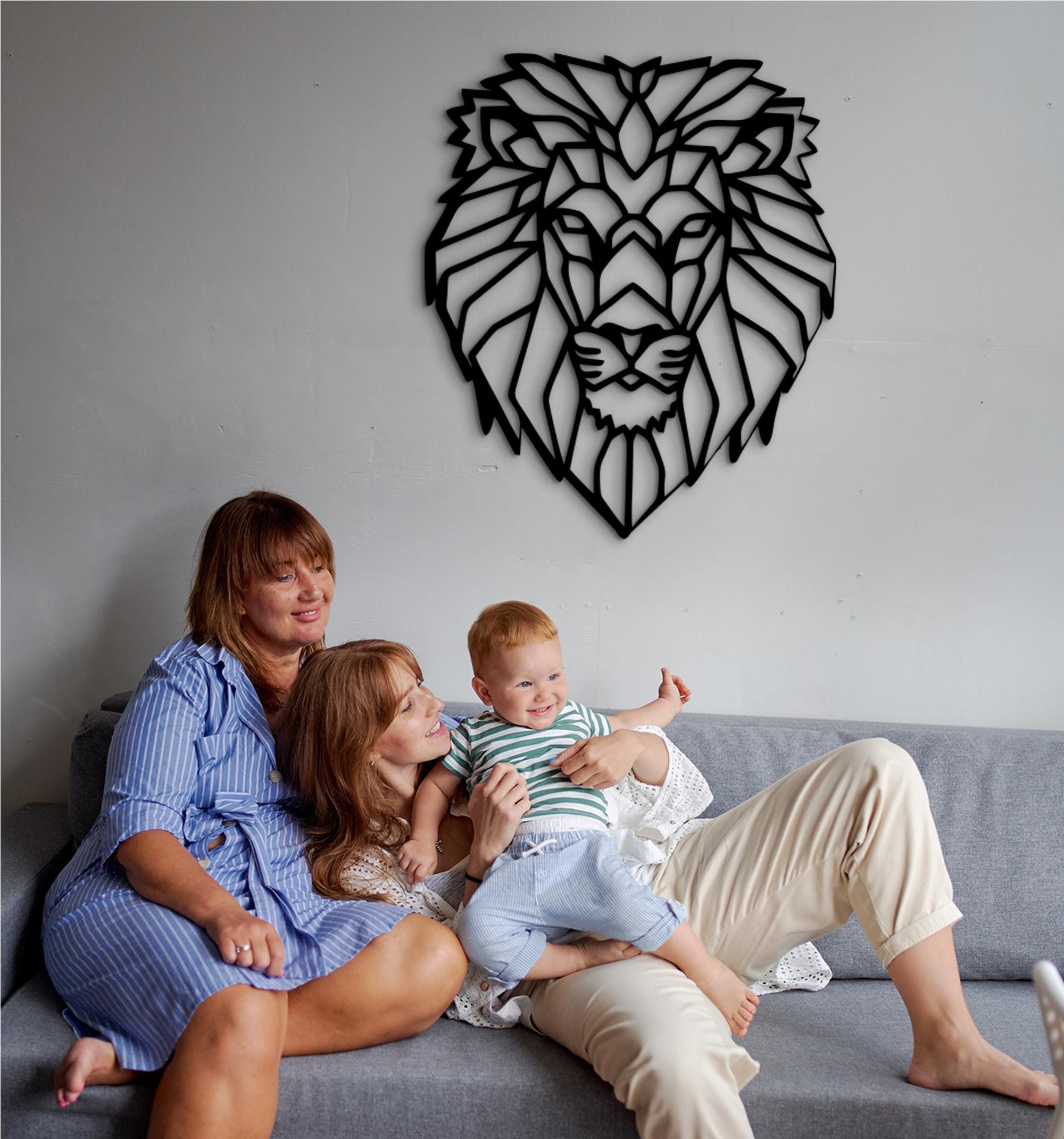 Geometric Lion Head: Wooden Wall Art Decor