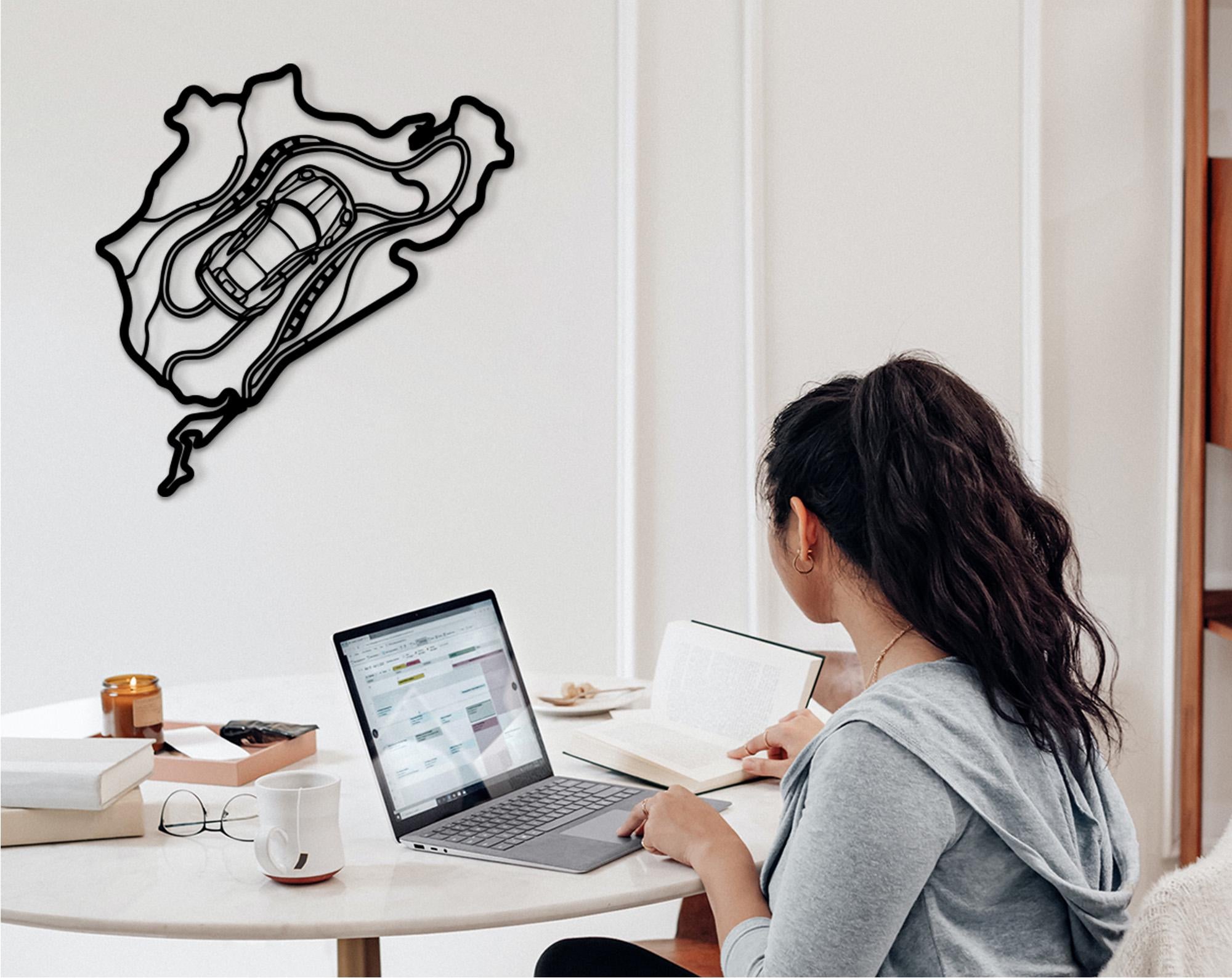 Nürburgring Track Wall Art – Metal Racetrack Decor with Car Silhouette