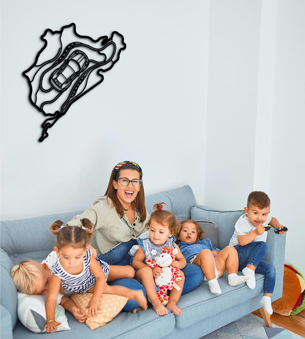 Nürburgring Track Wall Art – Metal Racetrack Decor with Car Silhouette
